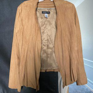 LADIES GORGEOUS LIGHT  100% SUEDE "SLOPPY SCHICK"JACKET SIZE L
